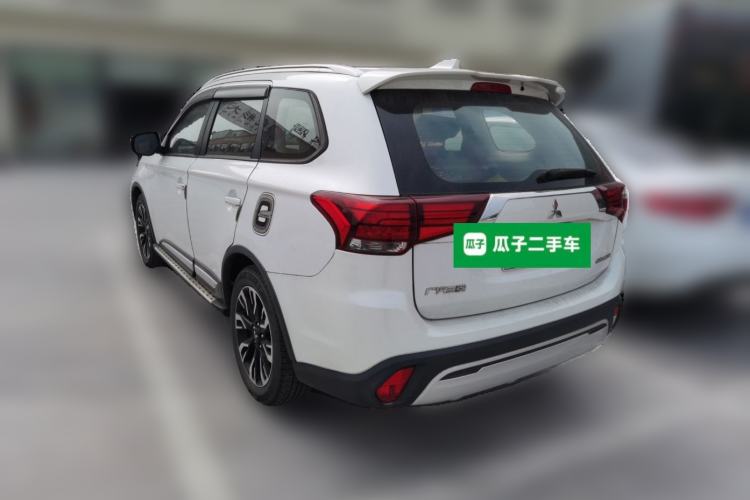 Used Mitsubishi Outlander 2019 2.0L Two-Wheel Drive Comfort Edition 5 Seats China V Standard Rear Left 45 Deg