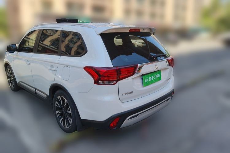 Used Mitsubishi Outlander 2019 2.0L Two-Wheel Drive Comfort Edition 5 Seats China VI Standard Rear Left 45 Deg