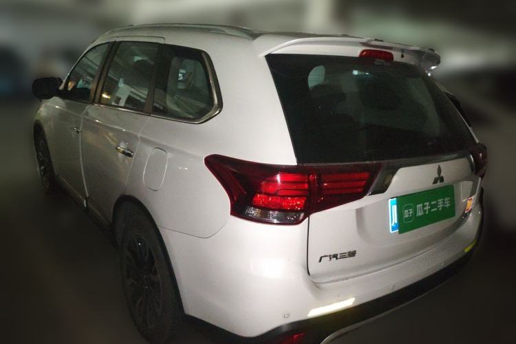 Used Mitsubishi Outlander 2019 2.4L 4x4 Zhi Xiang Edition 5 Seats China VI Standard Rear Left 45 Deg