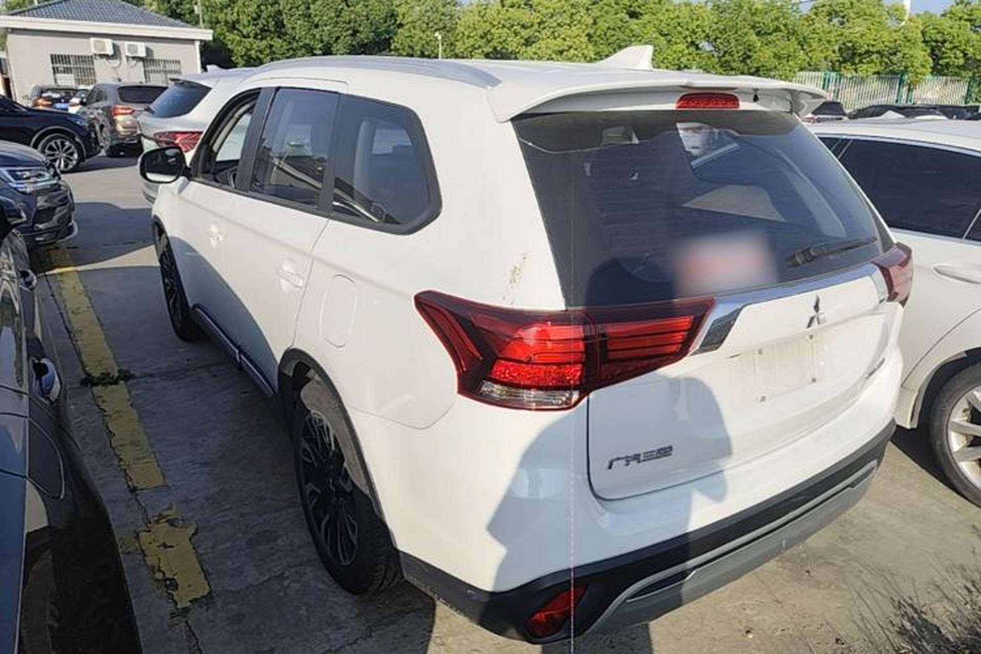 Used Mitsubishi Outlander 2019 2.0L Two-Wheel Drive Comfort Edition 5 Seats China VI Standard Rear Left 45 Deg