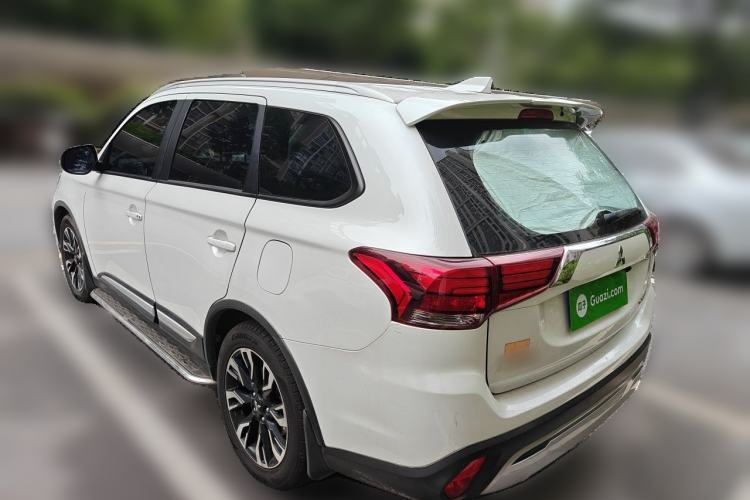 Used Mitsubishi Outlander 2019 2.0L Two-Wheel Drive Comfort Edition 5 Seats China V Standard Rear Left 45 Deg