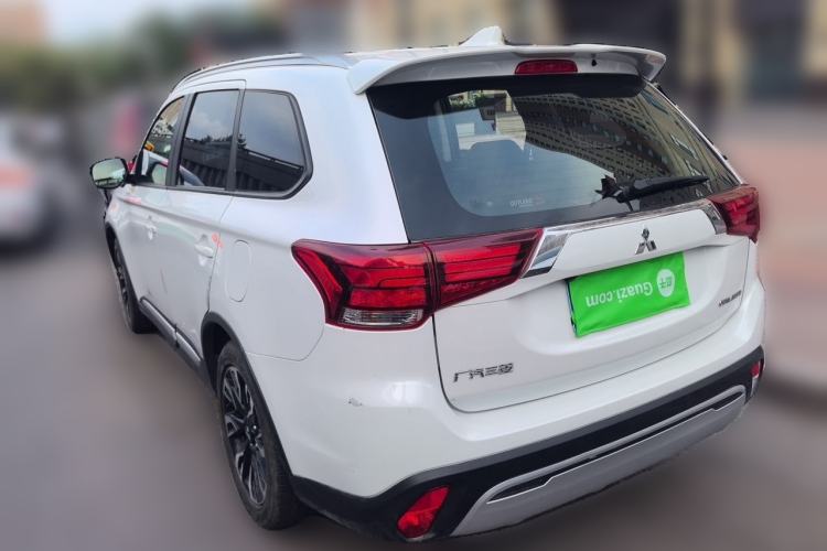 Used Mitsubishi Outlander 2019 2.0L Two-Wheel Drive Comfort Edition 5 Seats China V Standard Rear Left 45 Deg