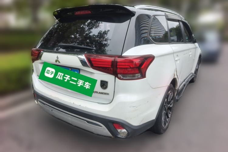Used Mitsubishi Outlander 2019 2.0L Two-Wheel Drive Comfort Edition 5 Seats China V Standard Rear Right 45 Deg