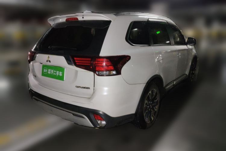 Used Mitsubishi Outlander 2019 2.0L Two-Wheel Drive Comfort Edition 5 Seats China V Standard Rear Right 45 Deg
