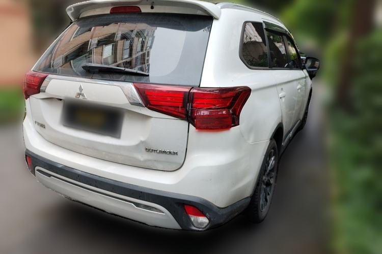 Used Mitsubishi Outlander 2019 2.0L Two-Wheel Drive Comfort Edition 5 Seats China V Standard Rear Right 45 Deg