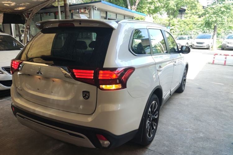 Used Mitsubishi Outlander 2019 2.0L Two-Wheel Drive Comfort Edition 5 Seats China V Standard Rear Right 45 Deg