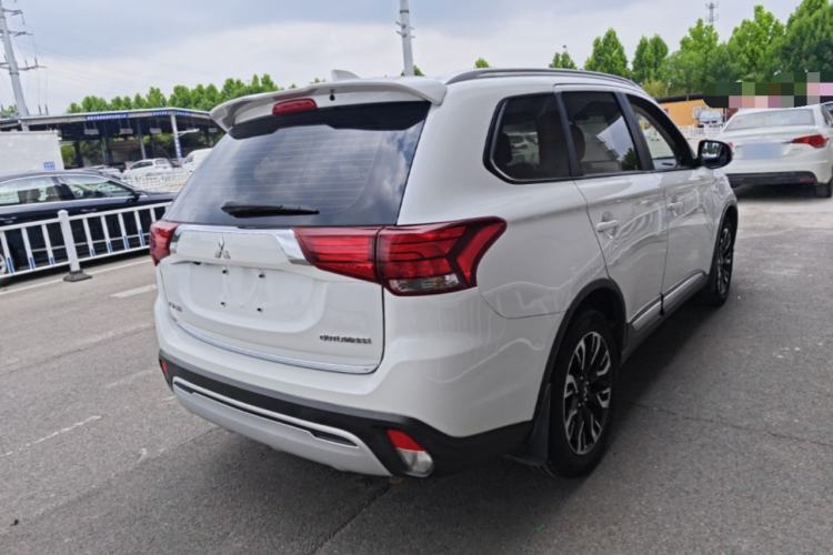 Used Mitsubishi Outlander 2019 2.0L Two-Wheel Drive Comfort Edition 5 Seats China V Standard Rear Right 45 Deg