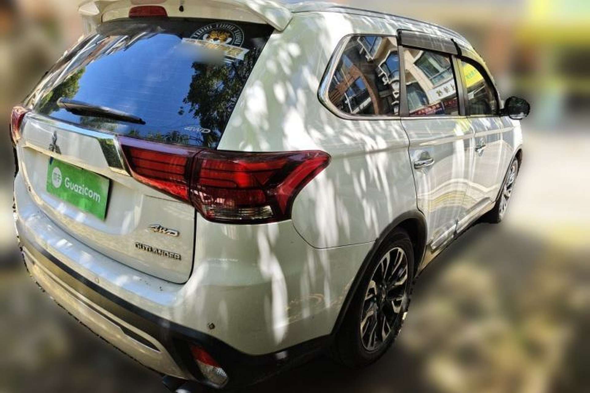 Used Mitsubishi Outlander 2019 2.4L 4x4 Zhi Xiang Edition 5 Seats China V Emission Standard Rear Right 45 Deg