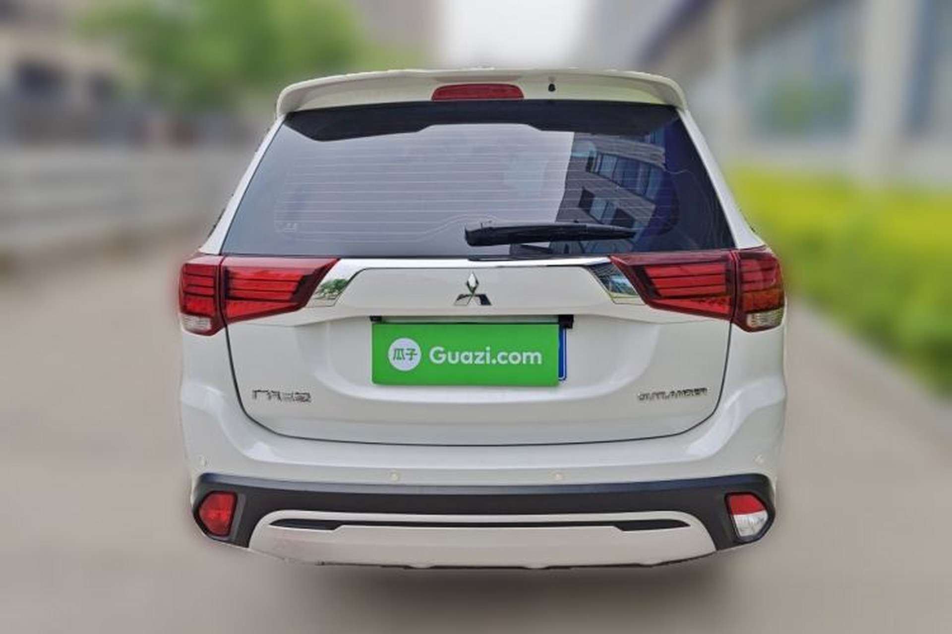 Used Mitsubishi Outlander 2019 2.0L Two-Wheel Drive Comfort Edition 5 Seats China VI Standard Rear