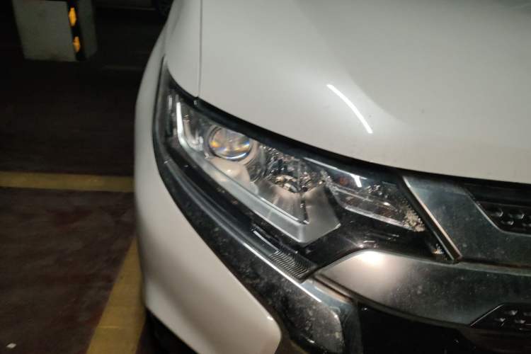 Used Mitsubishi Outlander 2019 2.0L Two-Wheel Drive Comfort Edition 5 Seats China VI Standard Right Front Headlight