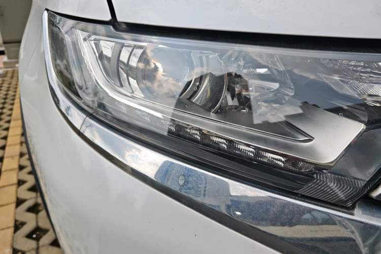 Used Mitsubishi Outlander 2019 2.0L Two-Wheel Drive Comfort Edition 5 Seats China V Standard Right Front Headlight