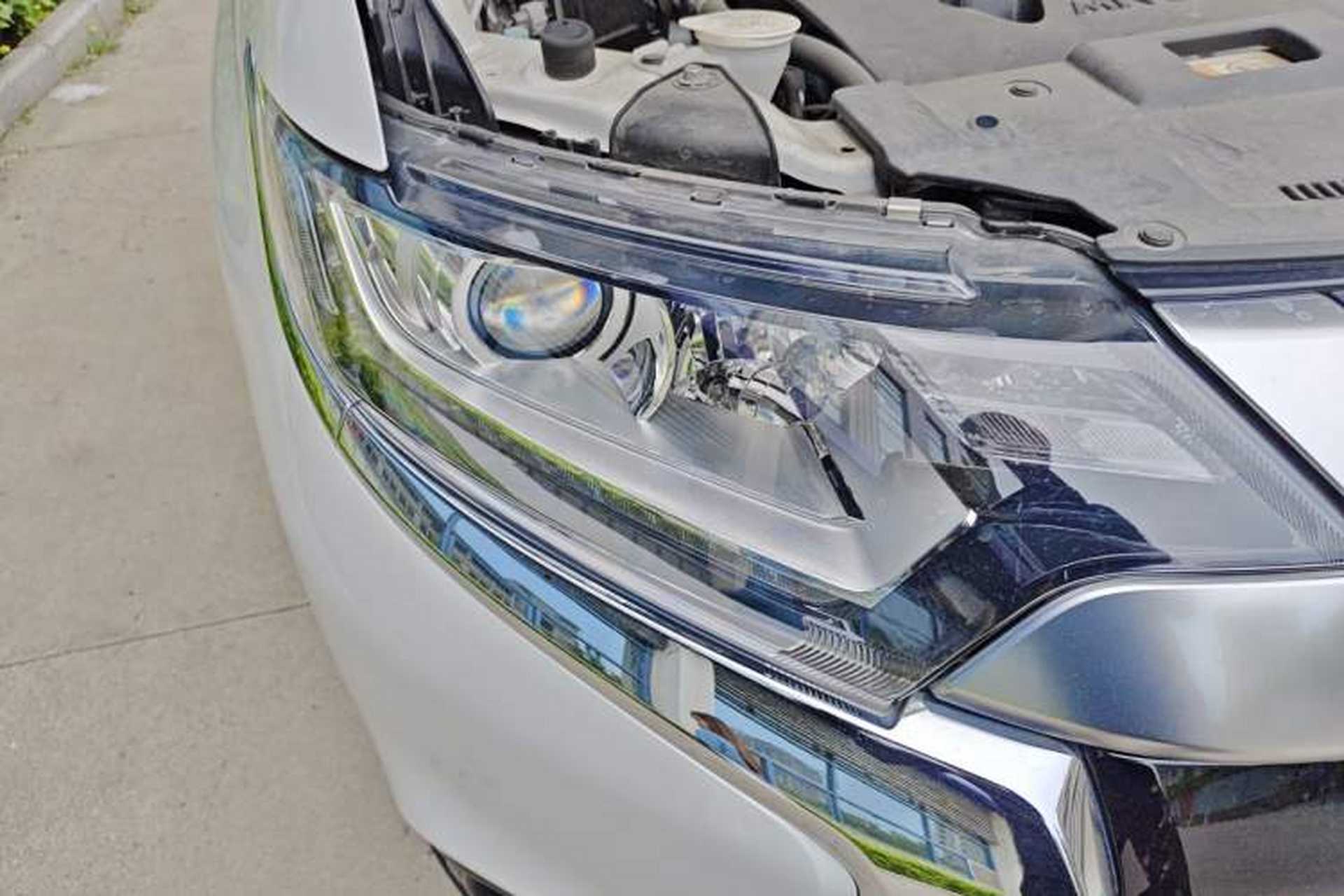 Used Mitsubishi Outlander 2019 2.0L Two-Wheel Drive Comfort Edition 5 Seats China VI Standard Right Front Headlight