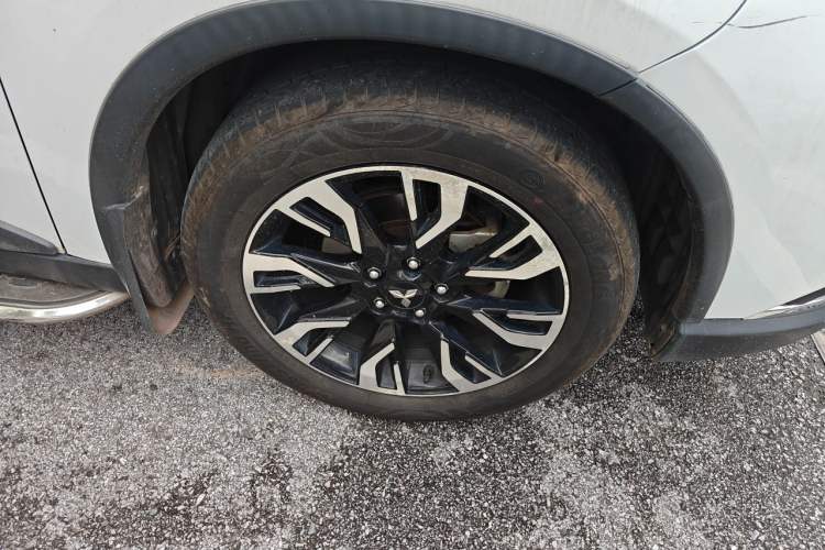 Used Mitsubishi Outlander 2019 2.0L Two-Wheel Drive Comfort Edition 5 Seats China V Standard Right Front Wheel Hub