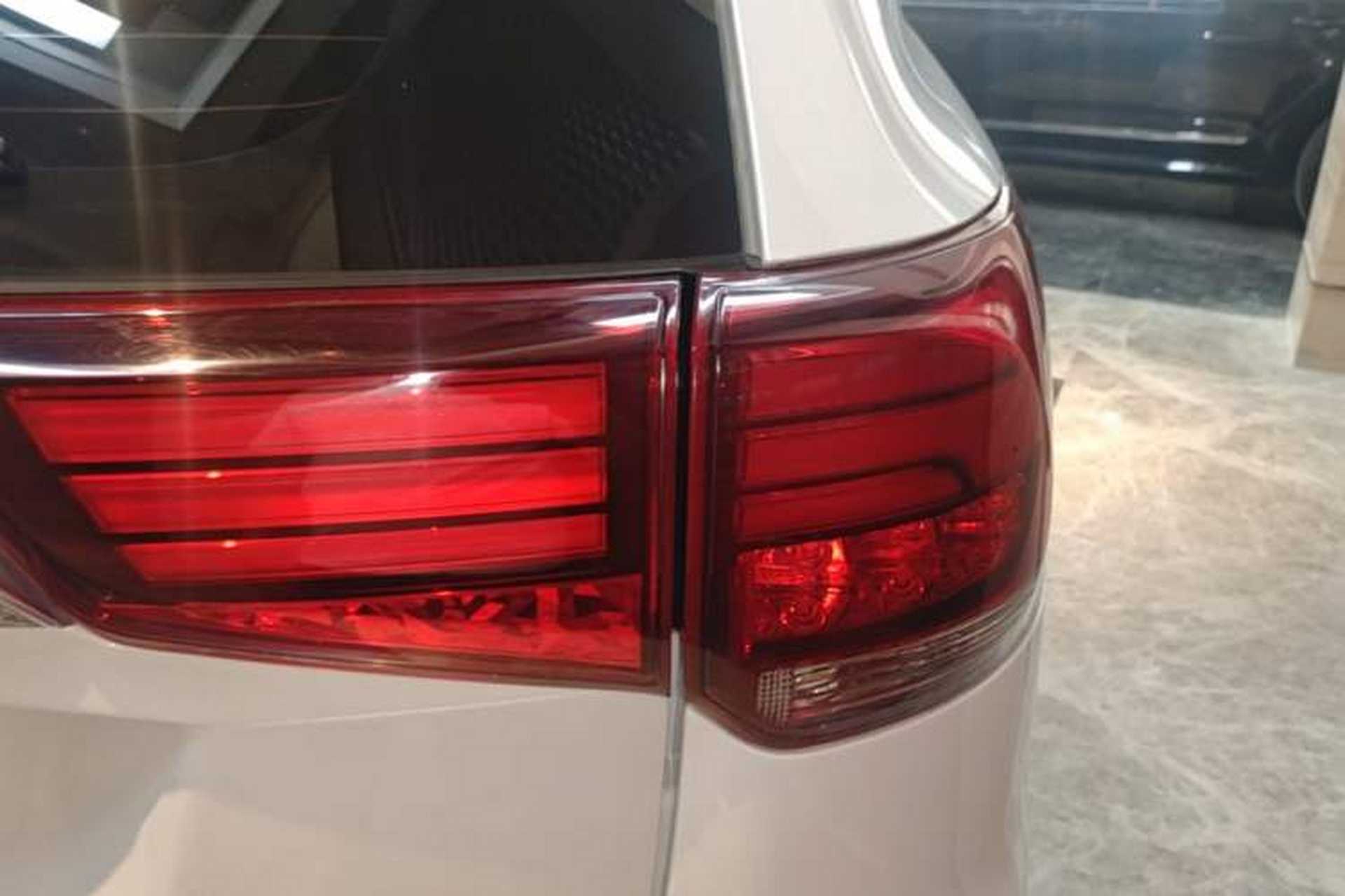 Used Mitsubishi Outlander 2019 2.0L Two-Wheel Drive Comfort Edition 5 Seats China VI Standard Right Rear Taillight