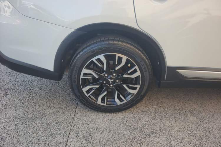 Used Mitsubishi Outlander 2019 2.0L Two-Wheel Drive Comfort Edition 5 Seats China VI Standard Right Rear Wheel Hub
