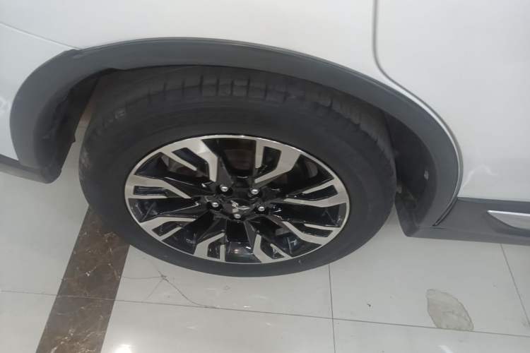 Used Mitsubishi Outlander 2019 2.4L 4x4 Zhi Xiang Edition 7 Seats China VI Standard Right Rear Wheel Hub