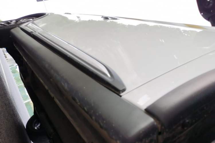 Used Mitsubishi Outlander 2019 2.4L 4x4 Zhi Xiang Edition 7 Seats China VI Standard Right Side Sill