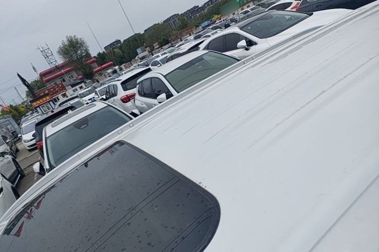 Used Mitsubishi Outlander 2019 2.4L 4x4 Zhi Xiang Edition 5 Seats China VI Standard Roof