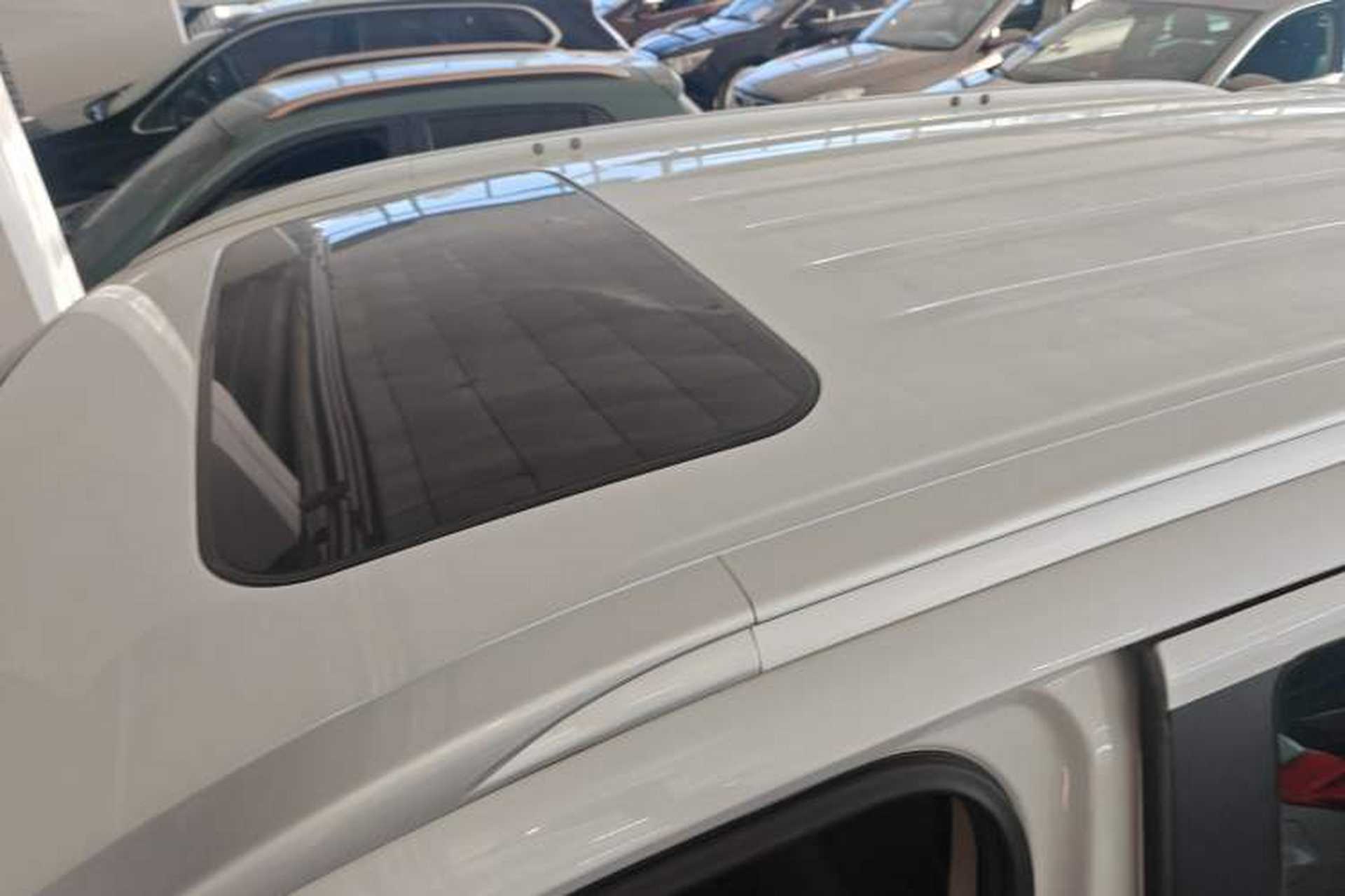 Used Mitsubishi Outlander 2019 2.4L 4x4 Zhi Xiang Edition 5 Seats China VI Standard Roof