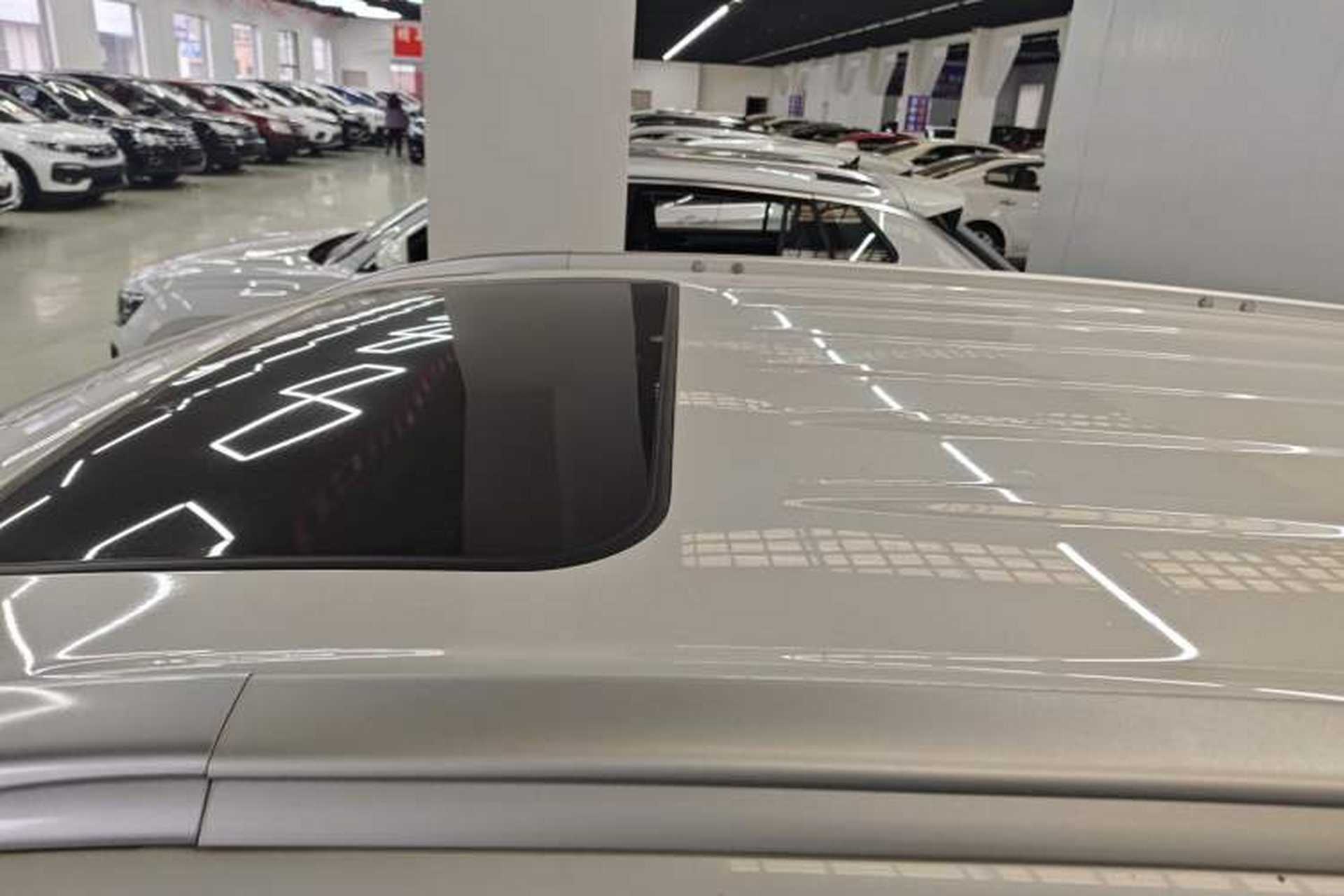 Used Mitsubishi Outlander 2019 2.0L Two-Wheel Drive Comfort Edition 7-Seater China VI Standard Roof