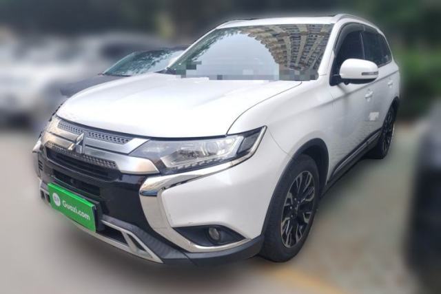 Used Mitsubishi Outlander 2019 2.0L Two-Wheel Drive Comfort Edition 7-Seater China VI Standard
