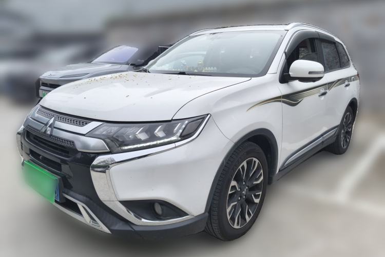 Used Mitsubishi Outlander 2019 2.4L 4x4 Zhi Xiang Edition 5 Seats China V Emission Standard Guazi used car, China used car export, Used car for sale, Used  cars, Cheapest cars for sale