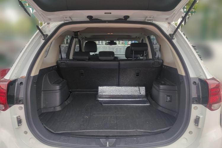Used Mitsubishi Outlander 2019 2.0L Two-Wheel Drive Comfort Edition 5 Seats China VI Standard Trunk
