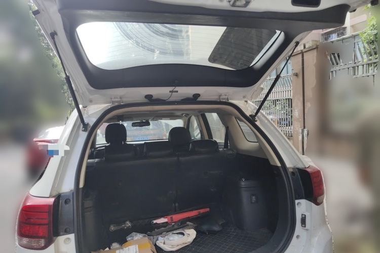 Used Mitsubishi Outlander 2019 2.0L Two-Wheel Drive Comfort Edition 5 Seats China V Standard Trunk