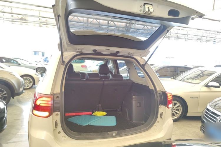 Used Mitsubishi Outlander 2019 2.0L Two-Wheel Drive Comfort Edition 5 Seats China VI Standard Trunk