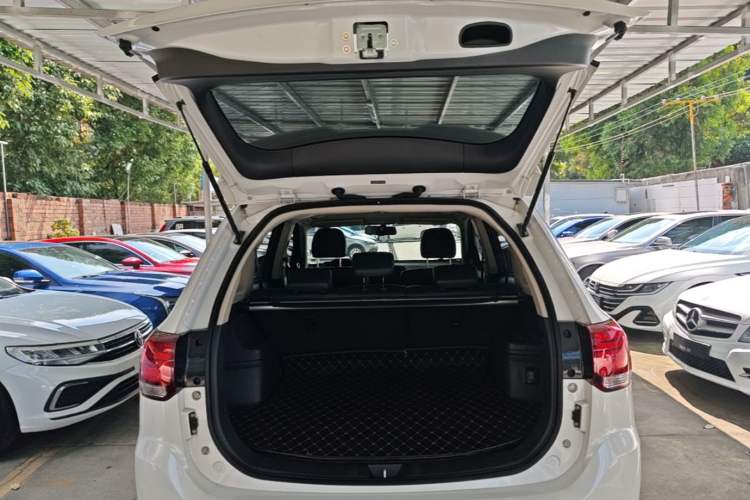 Used Mitsubishi Outlander 2019 2.0L Two-Wheel Drive Comfort Edition 5 Seats China V Standard Trunk