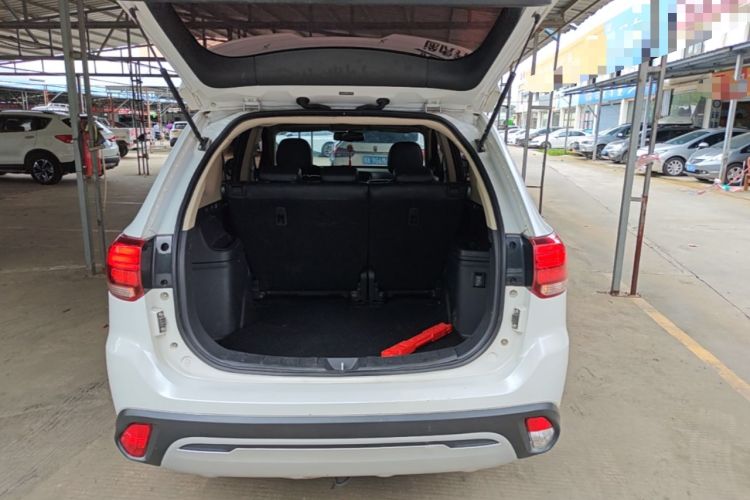 Used Mitsubishi Outlander 2019 2.0L Two-Wheel Drive Comfort Edition 5 Seats China V Standard Trunk