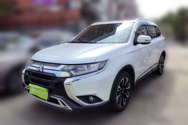 Used Mitsubishi Outlander 2019 2.0L Two-Wheel Drive Comfort Edition 5 Seats China VI Standard