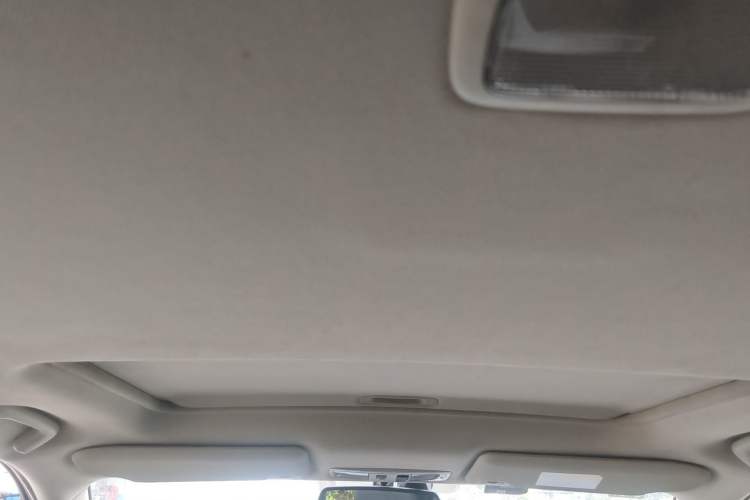 Used Mitsubishi Outlander 2019 2.4L 4x4 Zhi Xiang Edition 5 Seats China V Emission Standard Headliner