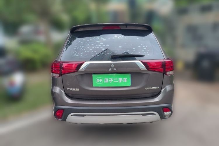 Used Mitsubishi Outlander 2019 2.0L Two-Wheel Drive Comfort Edition 5 Seats China V Standard Rear