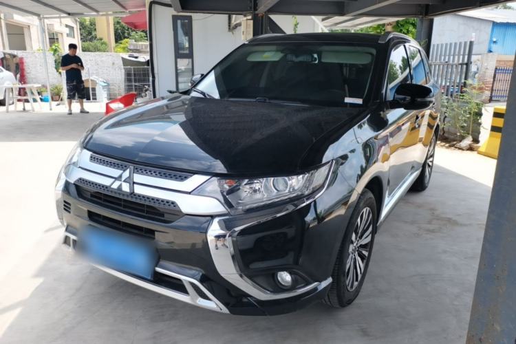 Used Mitsubishi Outlander 2020 2.0L Two-Wheel Drive Enjoyment Version 5 Seats Guazi used car, China used car export, Used car for sale, Used cars, Cheapest cars for sale