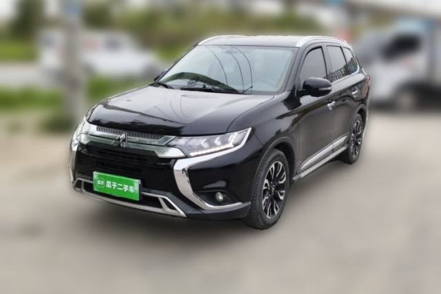 Used Mitsubishi Outlander 2020 2.4L 4x4 Zhi Xiang Edition 7-Seater