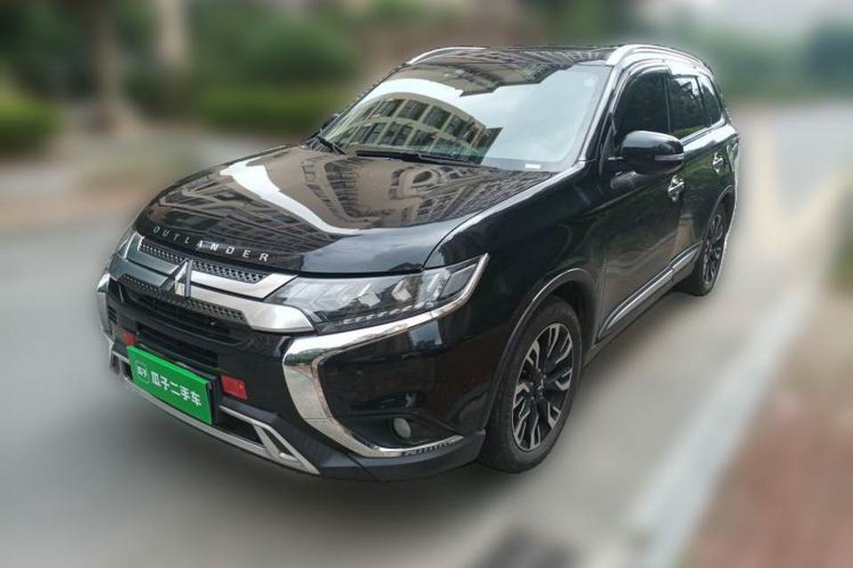 Mitsubishi Outlander 2020