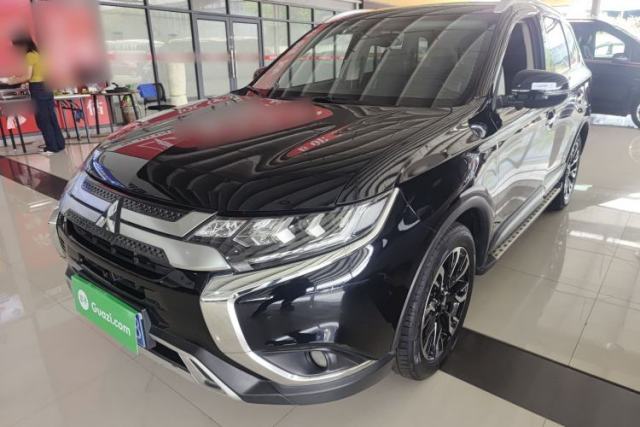 Used Mitsubishi Outlander 2020 2.4L 4x4 Zhi Xiang Edition 5 Seats