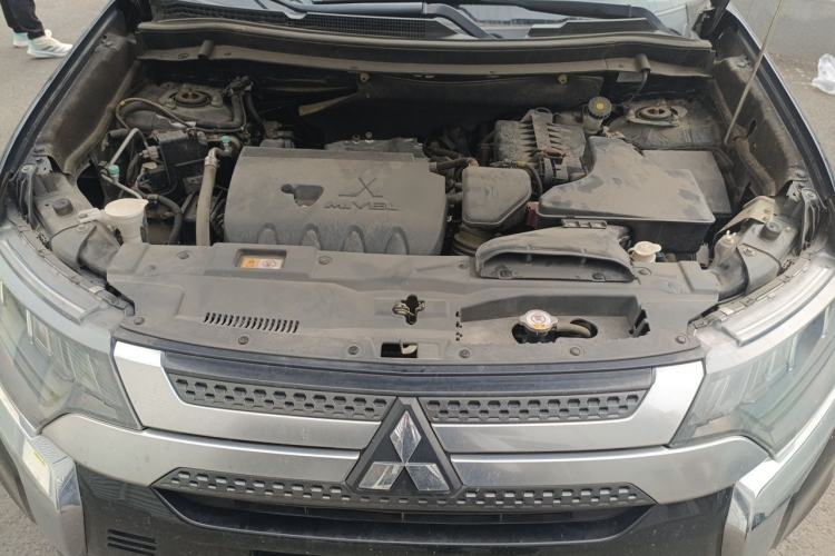 Used Mitsubishi Outlander 2020 2.4L 4x4 Zhi Xiang Edition 7-Seater Engine Bay