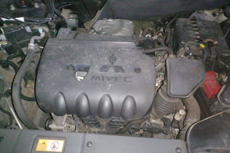 Used Mitsubishi Outlander 2020 2.4L 4x4 Zhi Xiang Edition 7-Seater Engine Bay