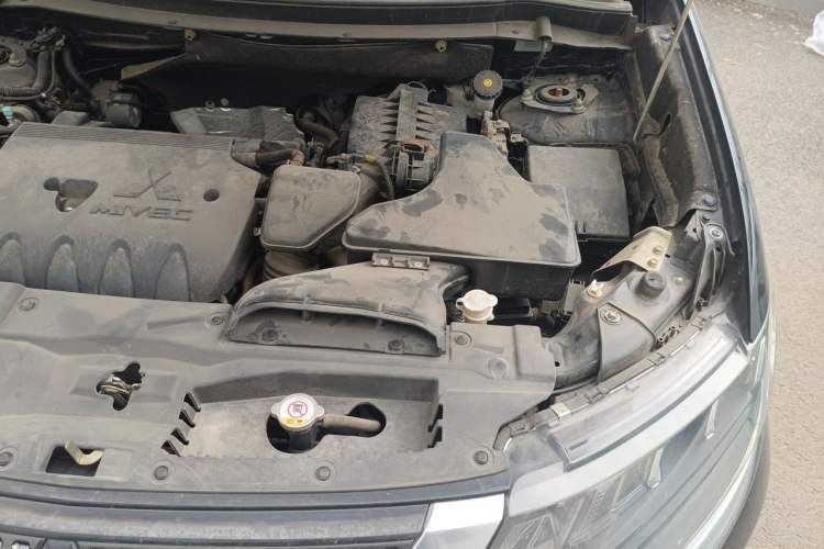 Used Mitsubishi Outlander 2020 2.4L 4x4 Zhi Xiang Edition 7-Seater Engine Bay Left