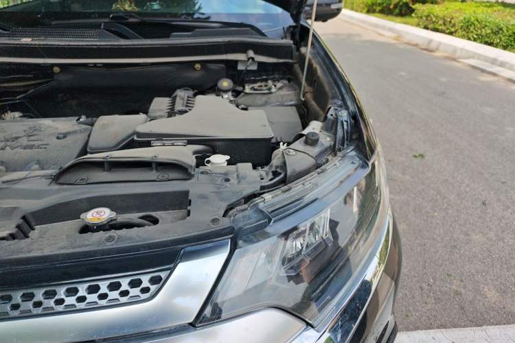 Used Mitsubishi Outlander 2020 2.4L 4x4 Zhi Xiang Edition 7-Seater Engine Bay Left