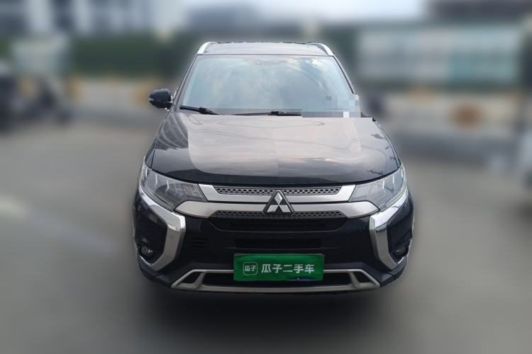 Used Mitsubishi Outlander 2020 2.4L 4x4 Zhi Xiang Edition 7-Seater Front