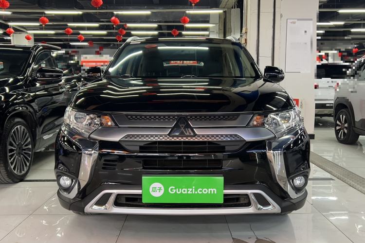 Used Mitsubishi Outlander 2020 2.0L Two-Wheel Drive Comfort Edition 5 Seats Front