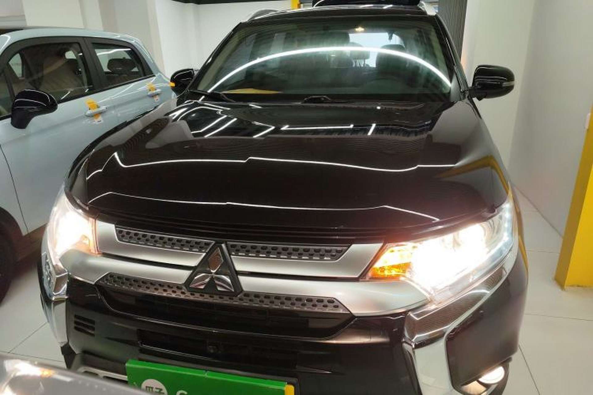 Used Mitsubishi Outlander 2020 2.0L Two-Wheel Drive Enjoyment Version 5 Seats Front