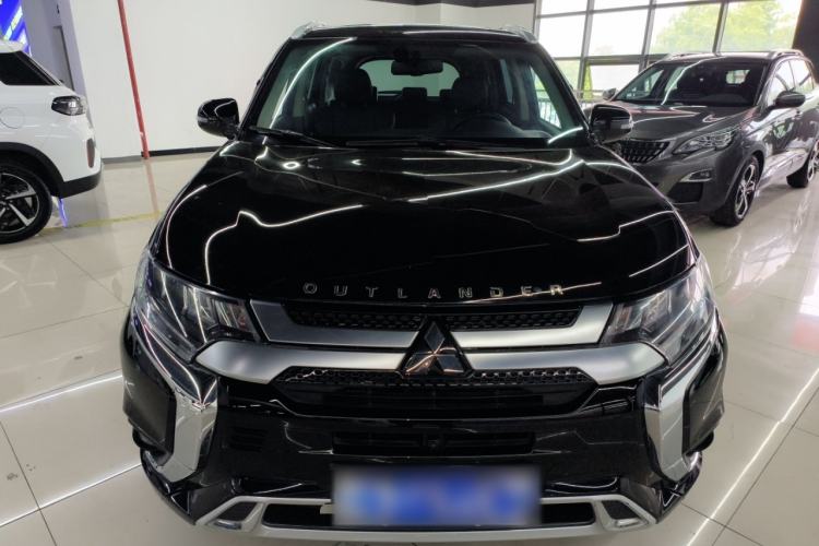 Used Mitsubishi Outlander 2020 2.4L 4x4 Zhi Xiang Edition 5 Seats Front
