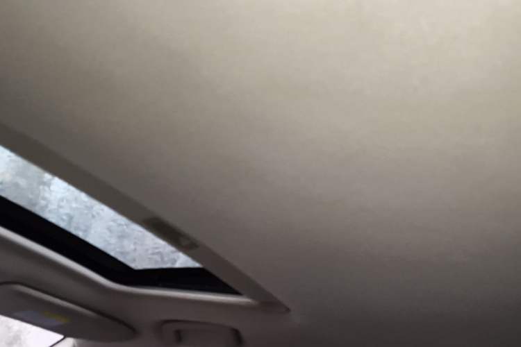 Used Mitsubishi Outlander 2020 2.0L Two-Wheel Drive Enjoyment Version 5 Seats Headliner