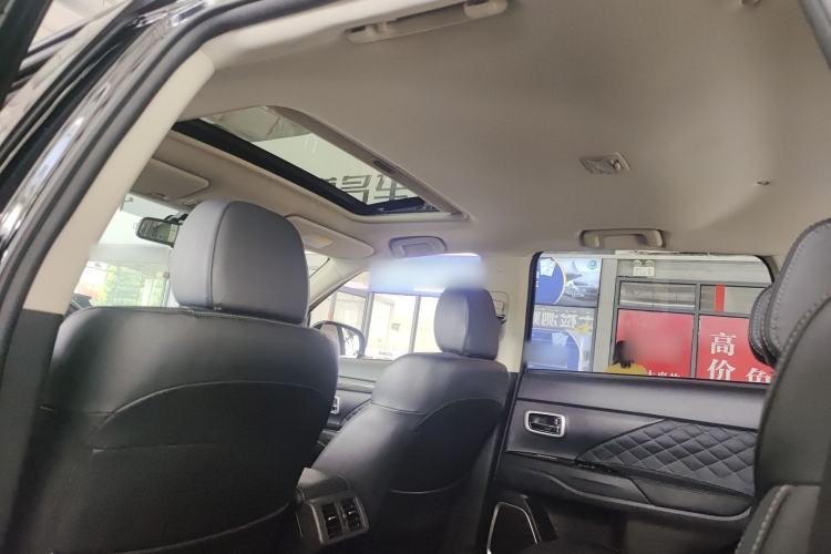 Used Mitsubishi Outlander 2020 2.4L 4x4 Zhi Xiang Edition 5 Seats Headliner