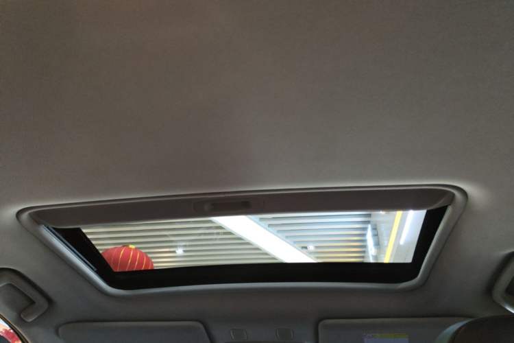 Used Mitsubishi Outlander 2020 2.4L 4x4 Zhi Xiang Edition 5 Seats Headliner