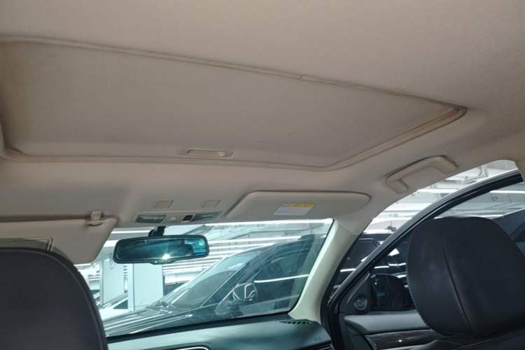Used Mitsubishi Outlander 2020 2.0L Two-Wheel Drive Enjoyment Version 5 Seats Headliner